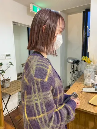 ミディアム カラー 岡本康平/ボブ /ブリーチ/レイヤーのヘアスタイル