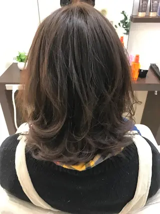 ミディアム 縮毛矯正/髪質改善 継続する美髪のヘアスタイル