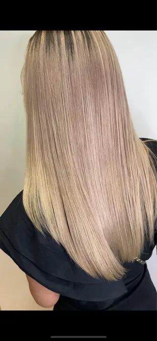 ロング 透明感ブリーチ/ メンズパーマのヘアスタイル