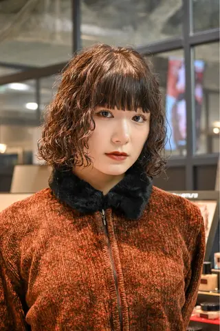 ミディアム パーマ 小田 晃瑛のヘアスタイル