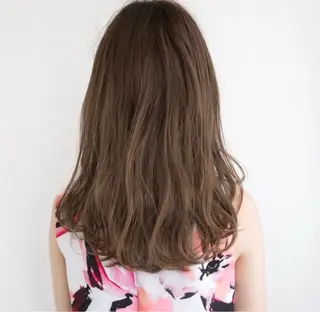 セミロング カラー ✂︎hiroカットと 縮毛矯正とカラー✂︎のヘアスタイル