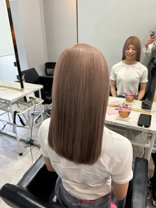 セミロング 🩶ブリーチ/ レイヤー🩶フミカのヘアスタイル