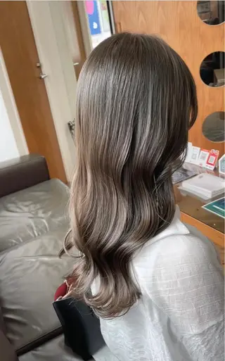 ロング カラー ブリーチなし/透明感 カラー🕊️坂入上総のヘアスタイル