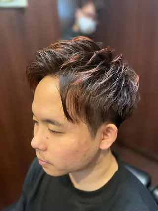ミディアム 佐藤 康太のヘアスタイル