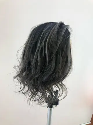 カラー 茅ヶ崎/ハイライト/ ハイトーン/関口実華のヘアスタイル