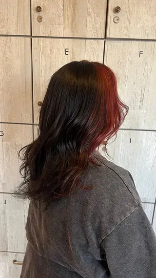 セミロング 夏向/ハイトーン /パーマのヘアスタイル