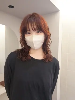 ミディアム カラー パーマ yiye   神宮前所属・manami /暖色 /カットモデル募集のヘアスタイル