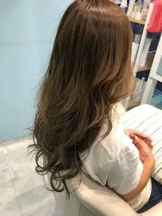 カラー 増田 結莉のヘアスタイル