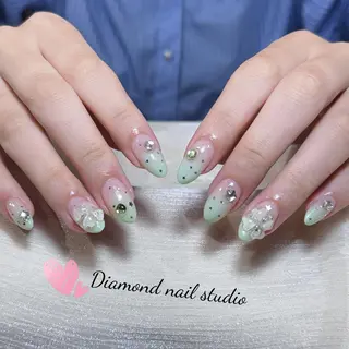 ネイル DIAMOND 💅のネイルデザイン