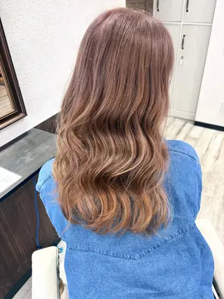 ロング ハイトーンカラー/ YUTAのヘアスタイル