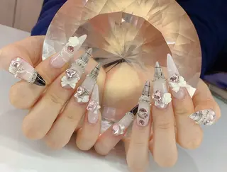 ネイル LoaChaton kaeのネイルデザイン