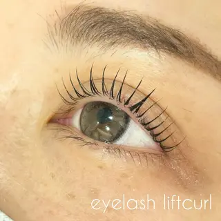 マツエク・マツパ ✧elpatio✧︎ 小出紗羅のマツエク・マツパデザイン