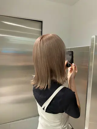 カラー ユナ / lond uluのヘアスタイル