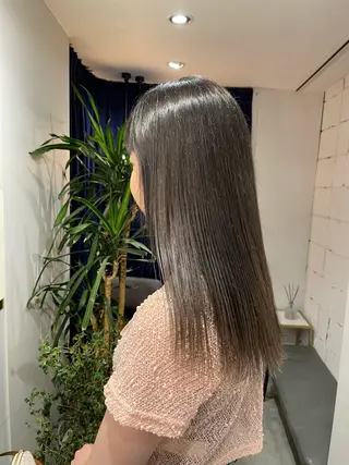 セミロング カラー soto.所属・HARUHI 銀座 美容師౨ৎ⋆˚のヘアスタイル
