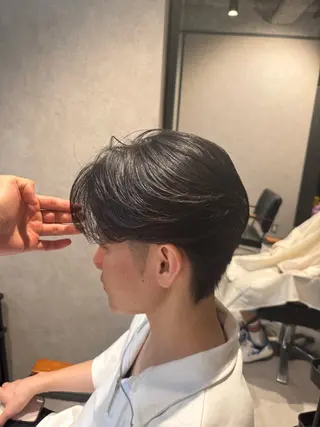 ショート パーマ メンズ 韓国特化🇰🇷愁斗 センターパートパーマのヘアスタイル