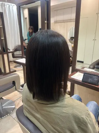 ミディアム 脇野 真琴のヘアスタイル