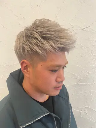 ショート カラー メンズ 有田 波人のヘアスタイル