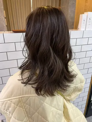 セミロング カラー 細川 夕利亜のヘアスタイル