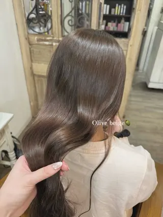 カラー Rinka/レイヤー /透明感カラーのヘアスタイル