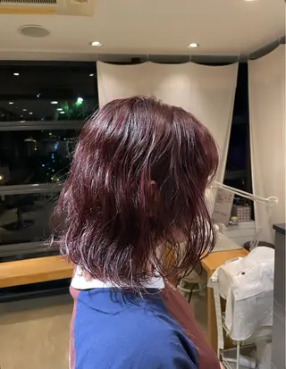 ショート カラー 頼金 愛海のヘアスタイル