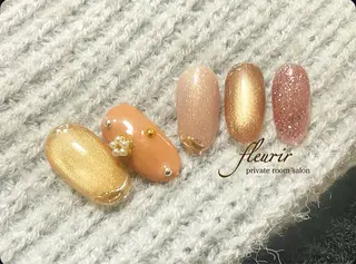 ネイル フルリール 【プライベートサロンのネイルデザイン