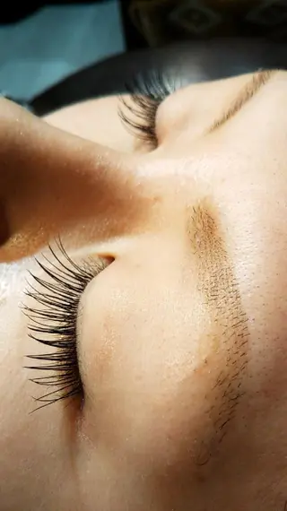 マツエク・マツパ 須藤 菜々の眉毛・アイブロウイメージ