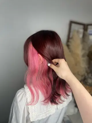 ミディアム カラー 萩原 加帆のヘアスタイル