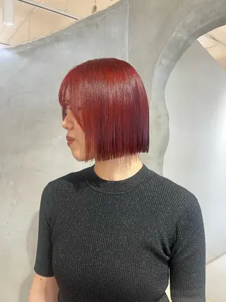 ミディアム effect横浜所属・切りっぱなしボブ/ 艶カラー/綾莉のヘアスタイル
