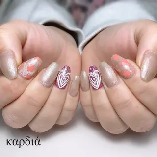 ネイル καρδιά -ｶﾙﾃﾞｨｱ-のネイルデザイン