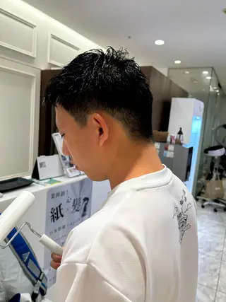 メンズ 《✨men'sパーマ 専門美容師✨》のヘアスタイル