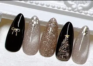 ネイル H3 Nail Tsuki🦋💙のネイルデザイン