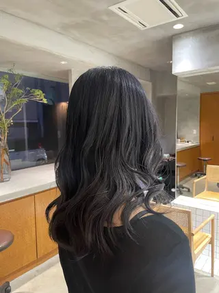 ロング カラー 頼金 愛海のヘアスタイル