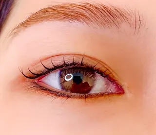 マツエク・マツパ 目元・まつパ・美肌フ ェイシャル谷町四丁目のマツエク・マツパデザイン