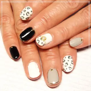 ネイル 山田 麻衣のネイルデザイン