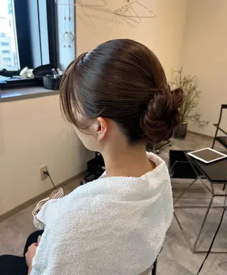 ロング ヘアアレンジ フラヴ メイクの眉毛・アイブロウイメージ