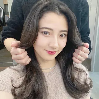 ロング 山本翔一郎 韓国顔周りレイヤーのヘアスタイル