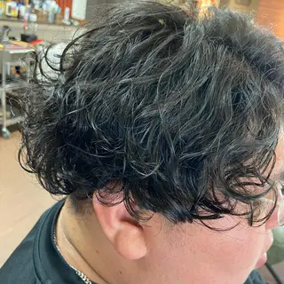 ショート パーマ メンズ インナーカラー指名 No.1菊池柊真のヘアスタイル