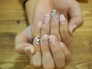 ネイル ”salon" そりまちゆうこのネイルデザイン