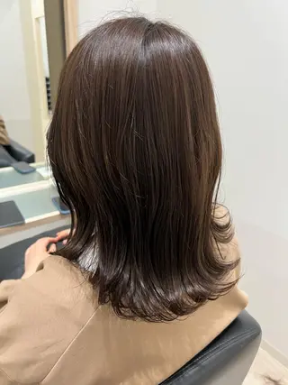 ミディアム mina .のヘアスタイル