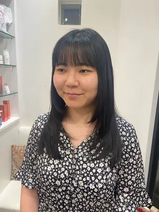 ロング atelier doux dimanche（アトリエ・ドゥー・ディマンシュ）所属・Fukamiレイヤー 透明感カラーのヘアスタイル