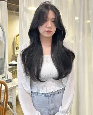 ロング カラー 🫧🇰🇷韓国ヘア レイヤー🐺Yutaのヘアスタイル