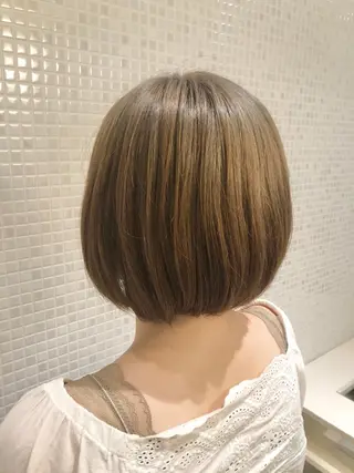 カラー 岩谷 愛依のヘアスタイル