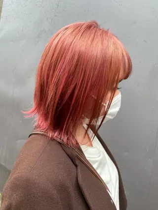 カラー エクステ ハイトーン 💭黒崎ハルカのヘアスタイル