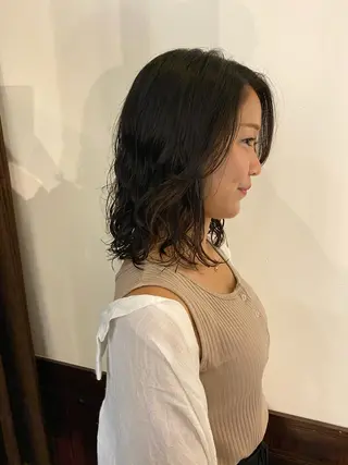 ミディアム パーマ イシカワ エリナのヘアスタイル