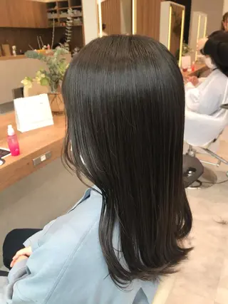 ミディアム 木野田 萌のヘアスタイル