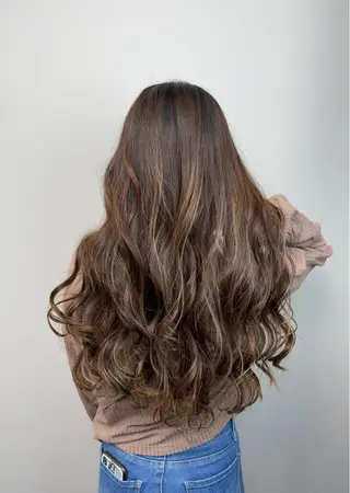 ロング KIRA スズキ タクヤ/店長のヘアスタイル
