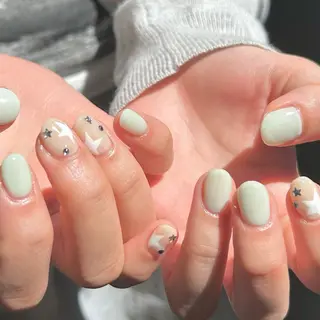 ネイル shine'an fuka🌿🫧のネイルデザイン