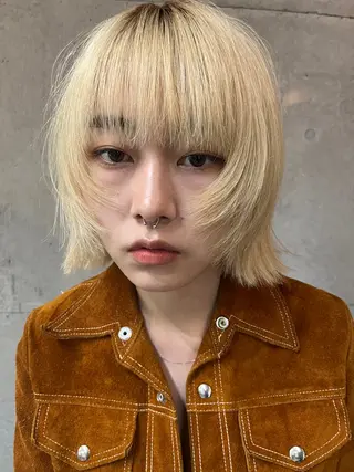 ショート レイヤーカット\ウル フ　chinatsuのヘアスタイル