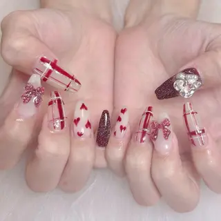 ネイル Mari 🎀六月移転のネイルデザイン