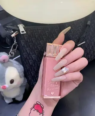 ネイル 吉田 美羽のネイルデザイン